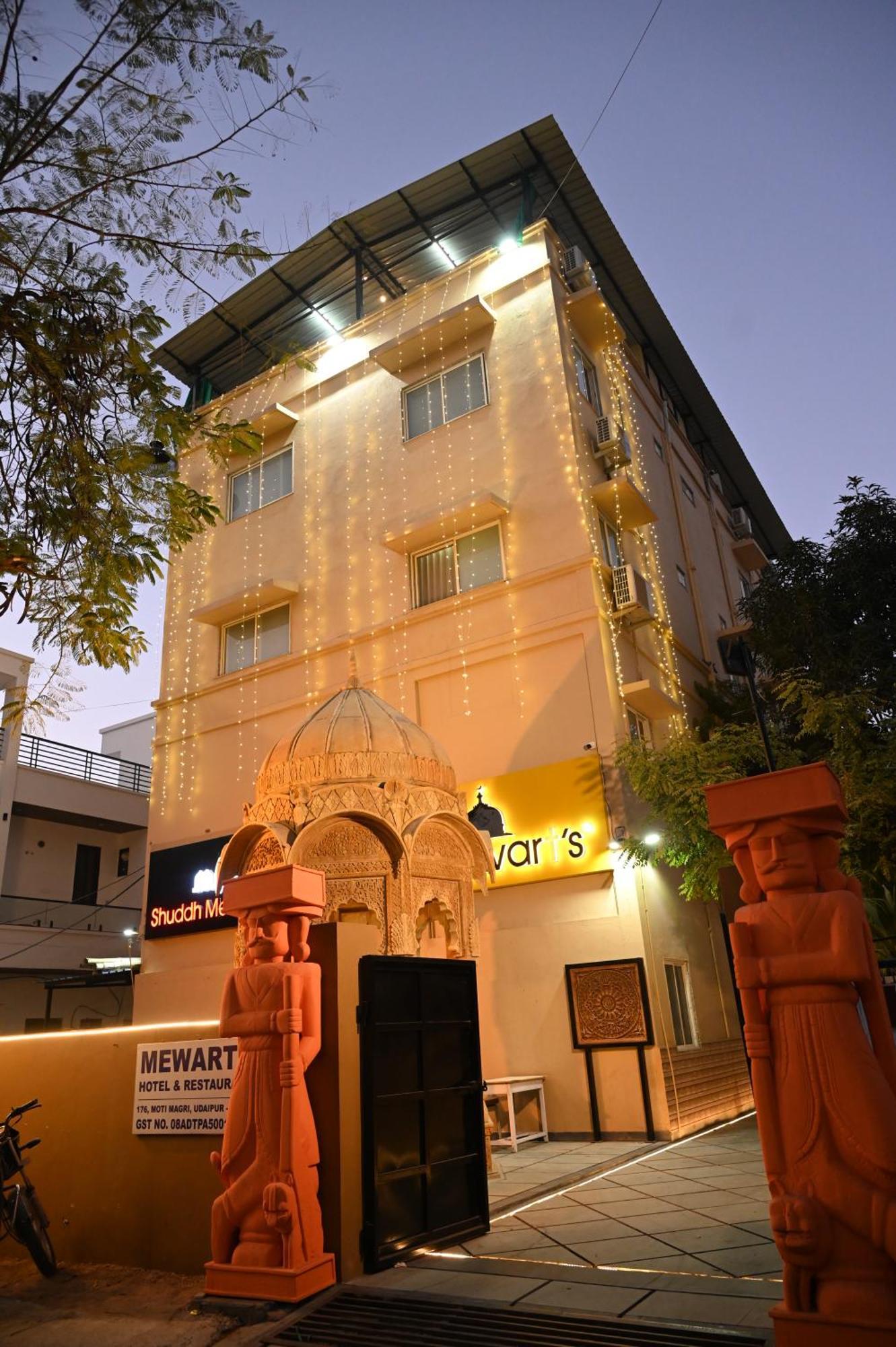 Hotel Mewarts